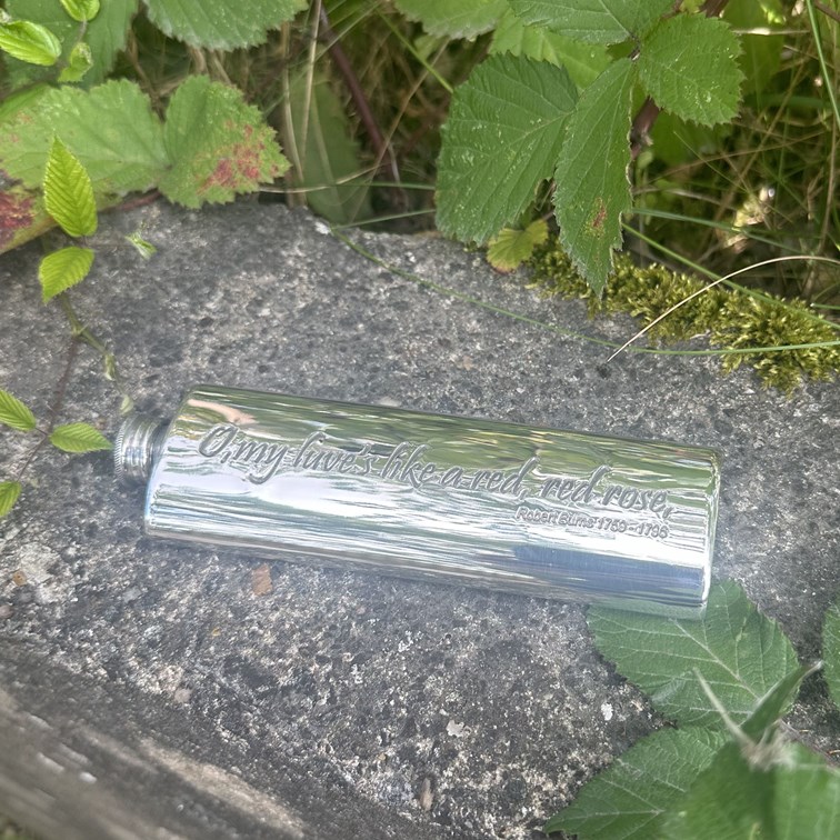 O My Luv Burns Rose Purse Flask