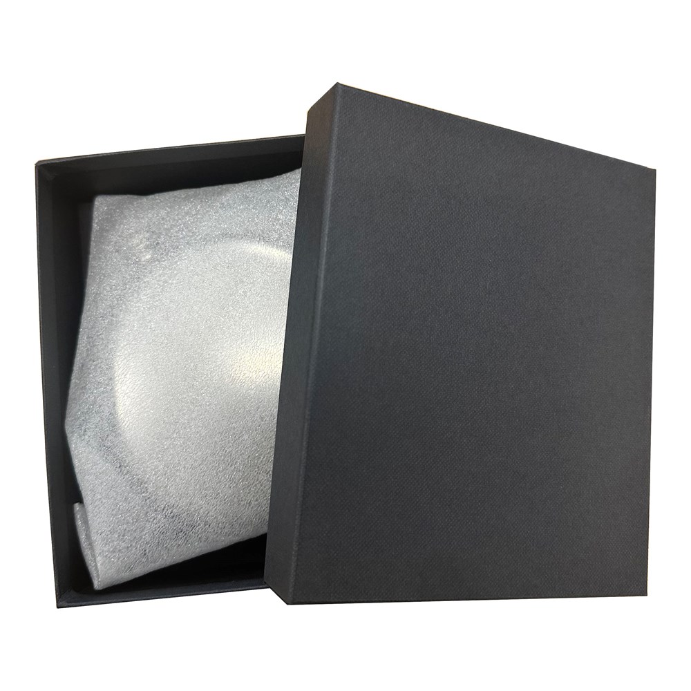 4oz Round Pewter Sporran Flask 4oz Round Pewter Sporran Flask