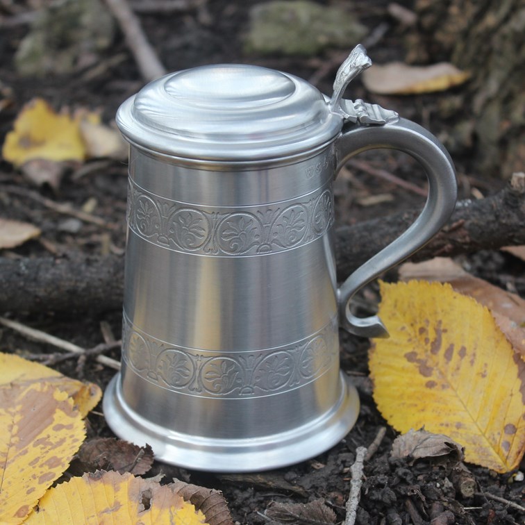 Medieval Antique Finish Pewter One Pint Tankard