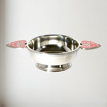 "X" Red Heart Of The Highlands Quaich "X" Red Heart Of The Highlands Quaich