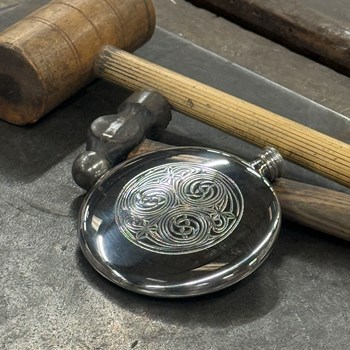 4oz Kells Pewter Sporran Flask 4oz Kells Pewter Sporran Flask