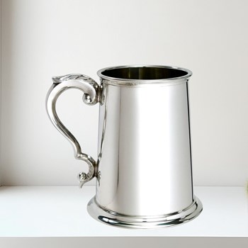Thistle One Pint Pewter Tankard