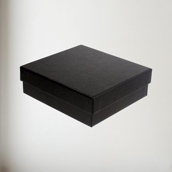 4oz Horizontal Celtic Bands Pewter Kidney Hip Flask 4oz Horizontal Celtic Bands Pewter Kidney Hip Flask