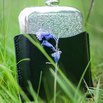 Black Leather Pouch To Fit 6oz Pocket Flasks Black Leather Pouch To Fit 6oz Pocket Flasks