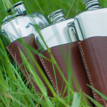 Brown Leather Pouch To Fit 3oz Pocket Flasks Brown Leather Pouch To Fit 3oz Pocket Flasks