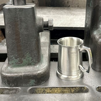 Half Pint Hereford X Range Heavy Pewter Tankard Half Pint Hereford X Range Heavy Pewter Tankard