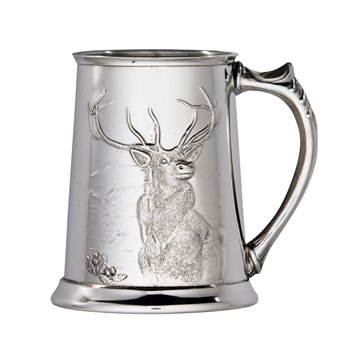 Embossed Monarch of the Glen pewter tankard