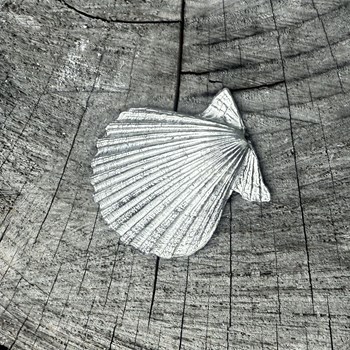 Cast Pewter Baby Scallop Shell Ornament