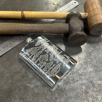 6oz Pewter Fish Kidney Hip Flask