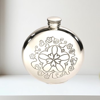 6oz Round Yorkshire Rose Pewter Flask 6oz Round Yorkshire Rose Pewter Flask