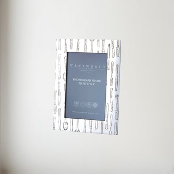 Medium Pewter Knife Fork Spoon 6"X4" Picture Frame Medium pewter Knife fork spoon 6"x4" picture frame