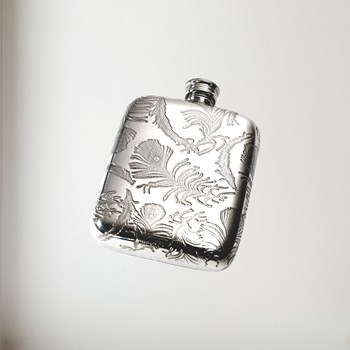 Peacock Pattern 4oz Pewter Pocket Flask Peacock Pattern 4oz Pewter Pocket Flask