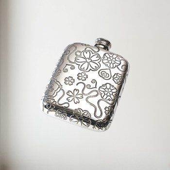 Yorkshire Rose 4oz Pewter Pocket Flask Yorkshire Rose 4oz Pewter Pocket Flask