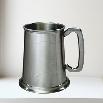 A238A 1 pint Antique Finish Pewter Tankard