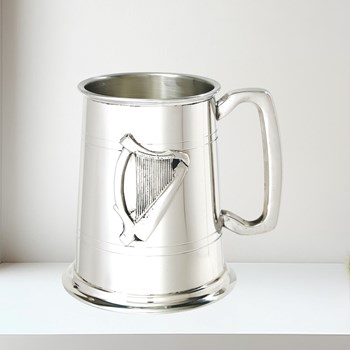 Irish Harp Badge 1 Pint Pewter Tankard