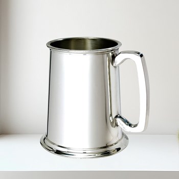 Plain Standard One Pint Pewter Tankard Plain Standard 1 pint Pewter Tankard