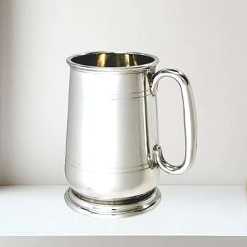 Howard 1 pint Pewter Tankard