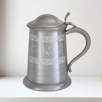 Medieval Hunting Scene Lidded Tankard Medieval Hunting Scene Lidded Tankard