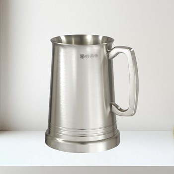 Hereford X Range Heavy satin 1 pint Pewter Tankard