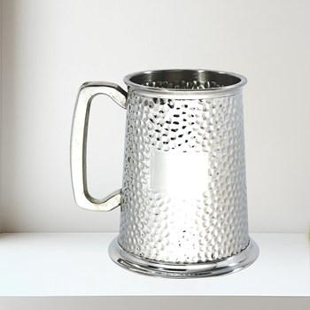 Hammered 1 pint pewter Tankard