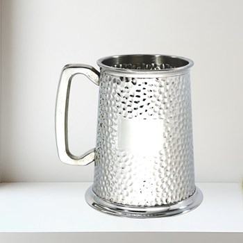 Hammered 1 pint pewter Tankard