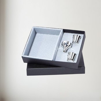 Flask Presentation Box