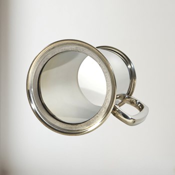 Plain Glass Base One Pint Heavy Pewter Tankard Plain1 pint Heavy Pewter Tankard with Glass Base