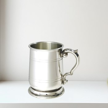 Half Pint Jacobean Pewter Tankard Half Pint Jacobean Pewter Tankard