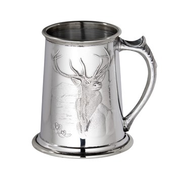 Embossed Monarch of the Glen pewter tankard