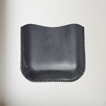 Black Leather Pouch to fit 6oz pocket flasks