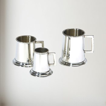 Set Of Three Pewter Tankard Measures Set Of Three Pewter Tankard Measures