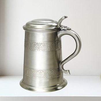 Medieval Antique Finish Pewter One Pint Tankard Medieval Antique Finish Pewter 1 Pint Tankard