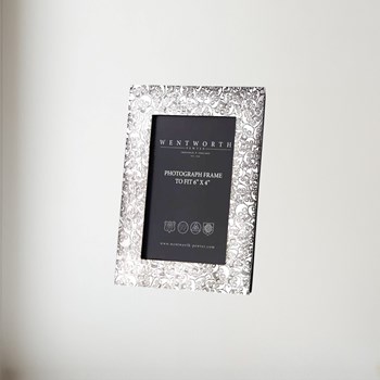 Love Skull Pewter 6"x4" Picture Frame