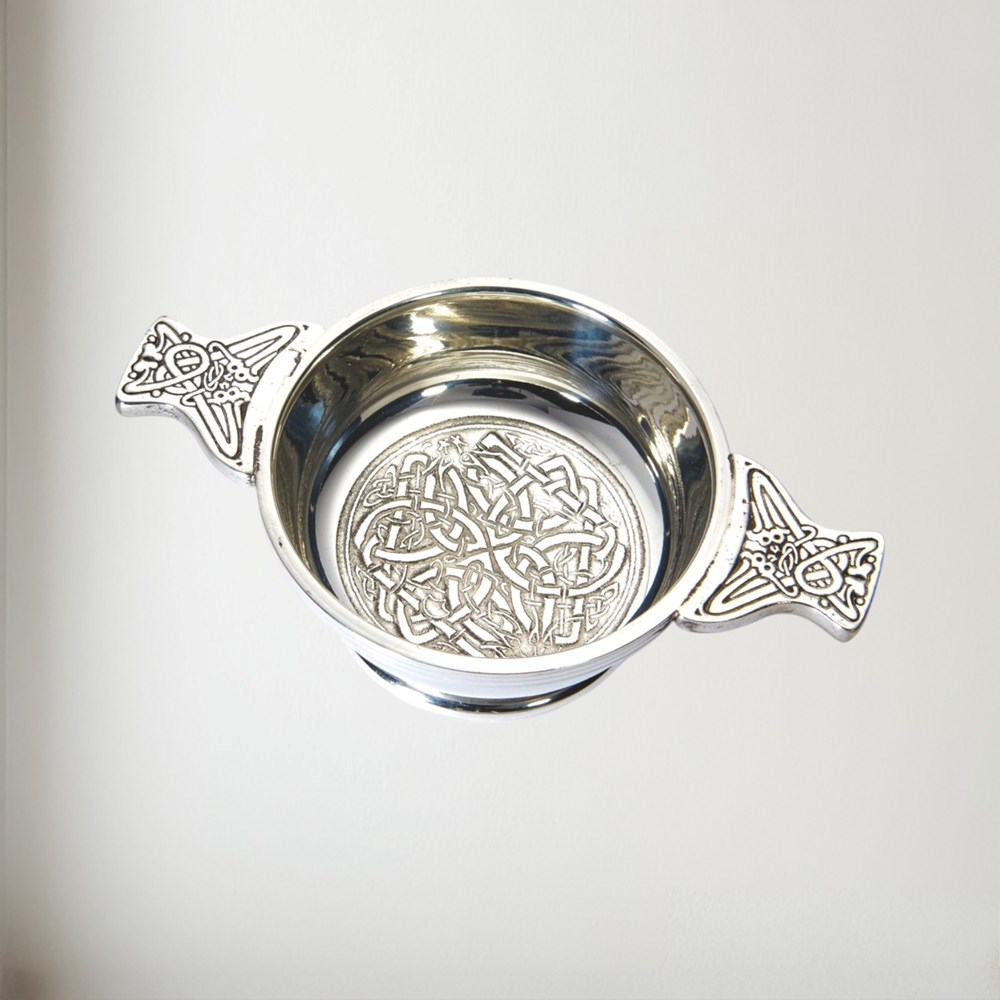 Standard Celtic circle pewter quaich