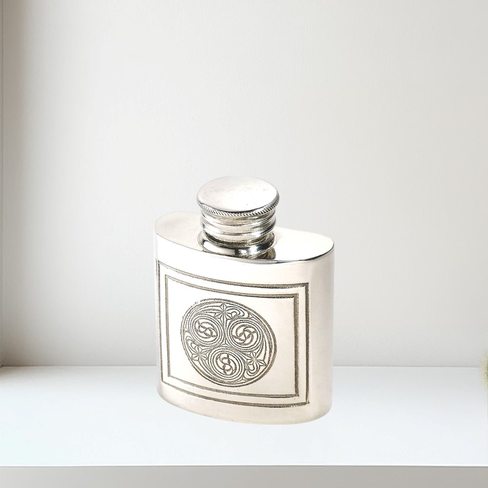1oz kells purse flask