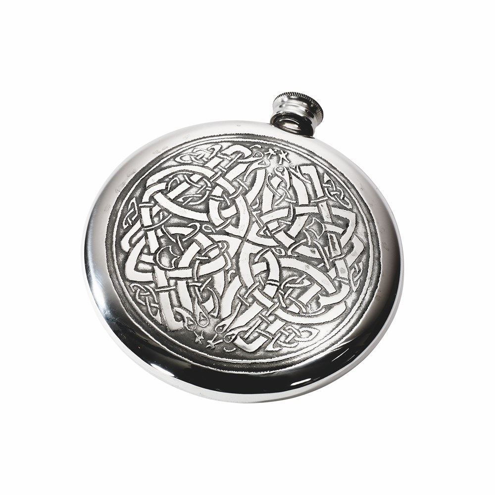 4oz Celtic Circle Pewter Sporran Flask 4oz Celtic Circle Pewter Sporran Flask