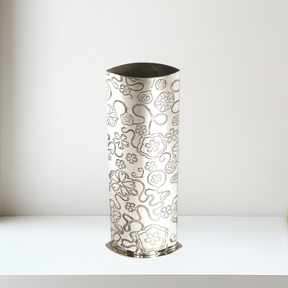 Medium Yorkshire Rose Pewter Vase Yorkshire Rose Pewter Vase