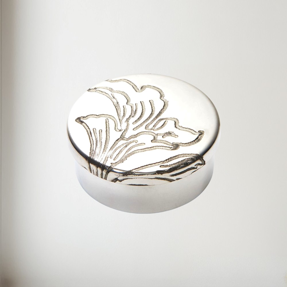 Acanthus Pattern Small Pewter Trinket Pill Box Acanthus Pattern Small Pewter Trinket Pill Box