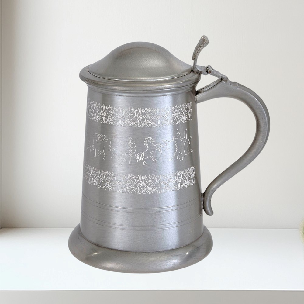 Medieval Hunting Scene Lidded Tankard Medieval Hunting Scene Lidded Tankard