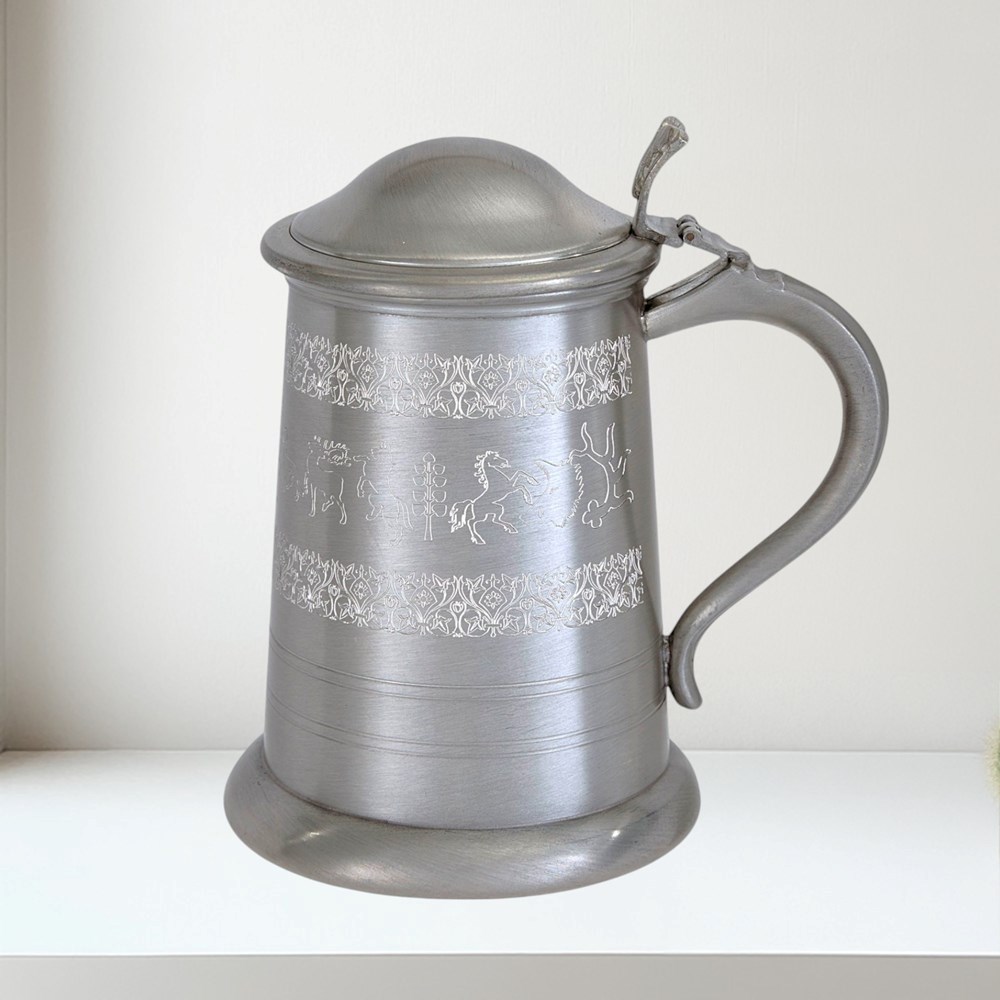 Medieval Hunting Scene Lidded Tankard