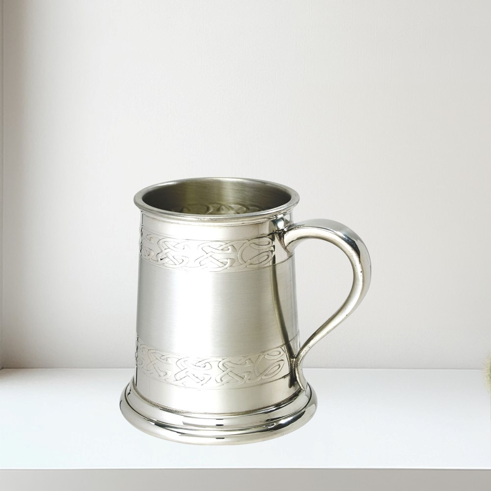 Half pint embossed celtic band pewter tankard