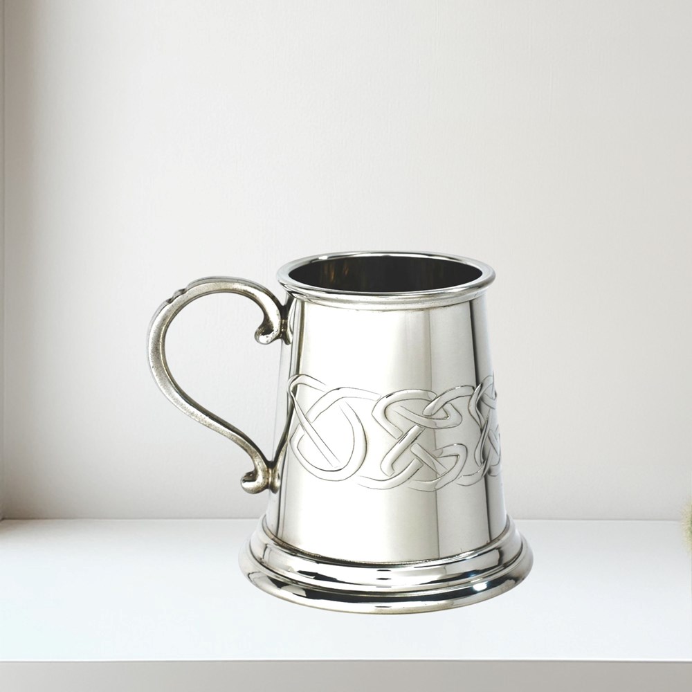 Embossed celtic band baby quarter pint pewter mug