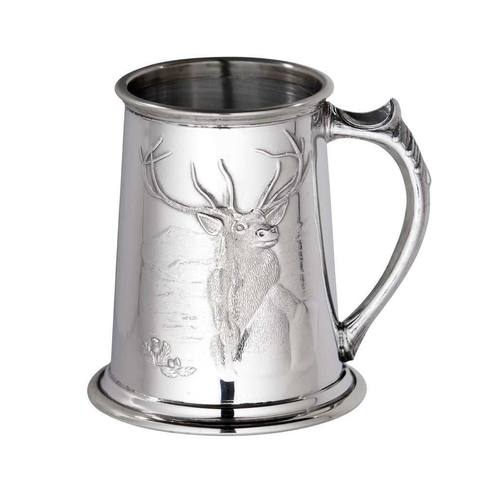 Embossed Monarch of the Glen pewter tankard